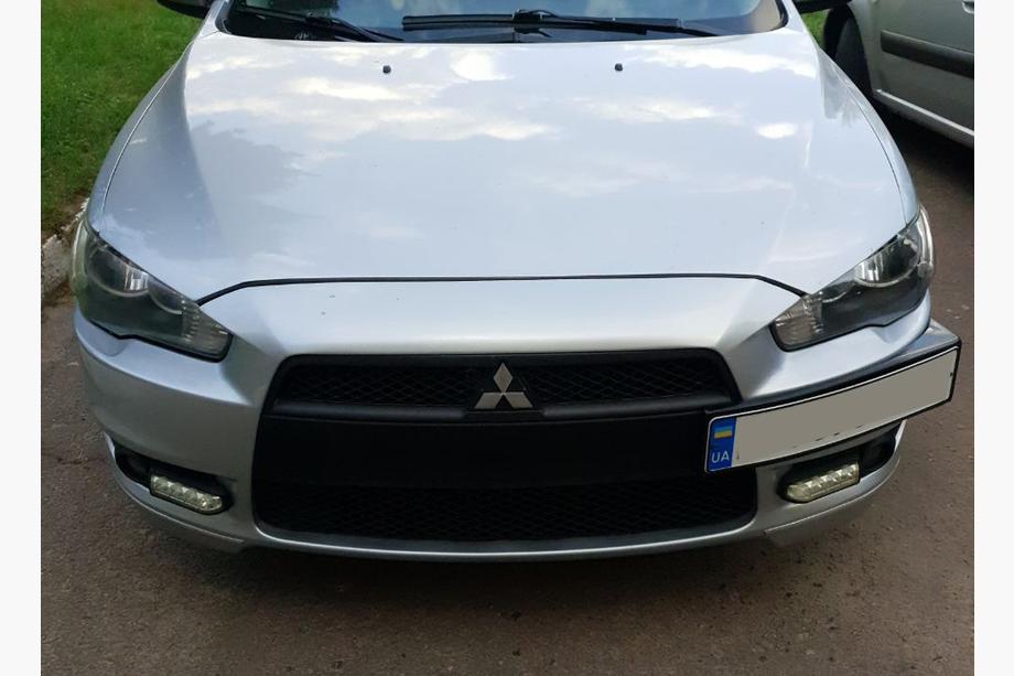 Mitsubishi Lancer X 2008– Kentekenplaathouder (kunststof) Mat zwart Foto 4