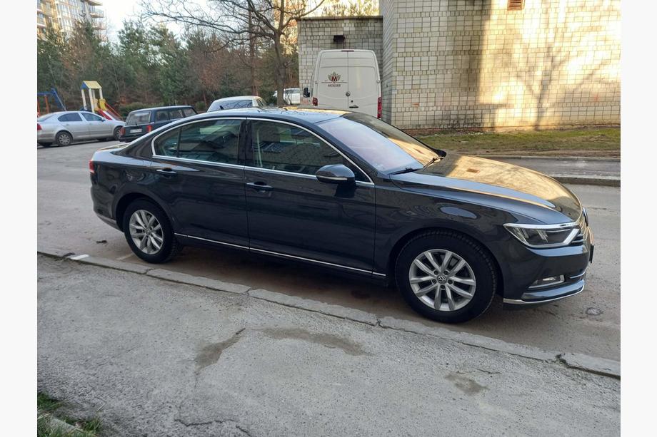 Volkswagen Passat B8 2015–2023 Deurstrip SD/SW (8 stuks, RVS) Image