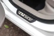 Volkswagen Golf 7/E-Golf 2012–2020 Drempelbeschermers Flexill Dotline (4 stuks, RVS) foto 3