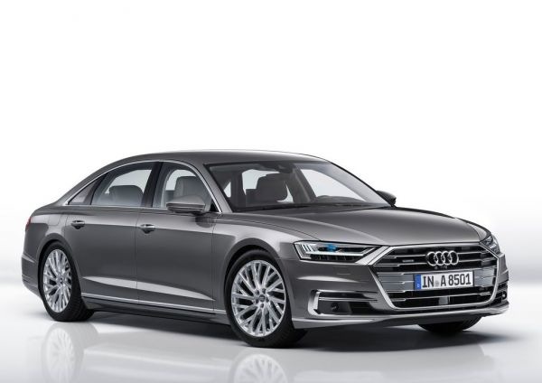 Audi A8 sedan 2018: review van het modeljaar