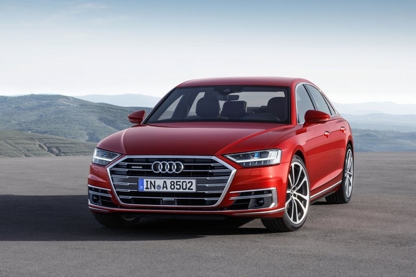 Audi A8 sedan 2018: review van het modeljaar