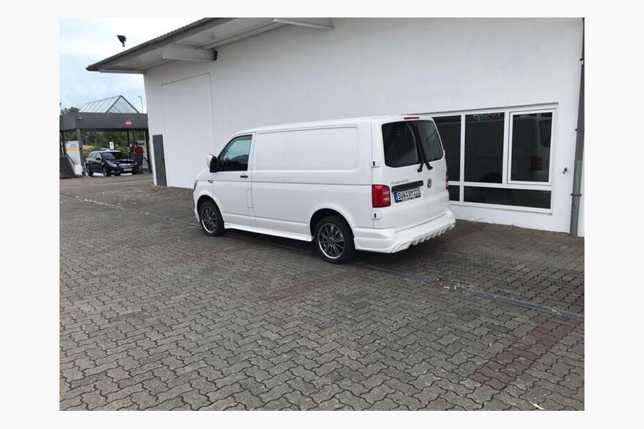 Volkswagen T6 2015–2024 Lange wielbasis Foto 2