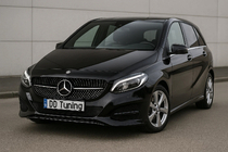 Mercedes B-klasse W246 2011–2018 Voorgrille Diamond Black (2015-2018) foto 1