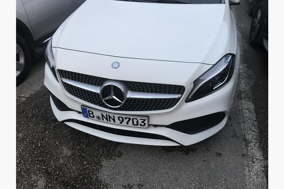 Mercedes C-klasse W205 2014–2021 Voorgrille Diamond Silver (voor Avantgarde/AMG-Line/C43 AMG) Foto 8