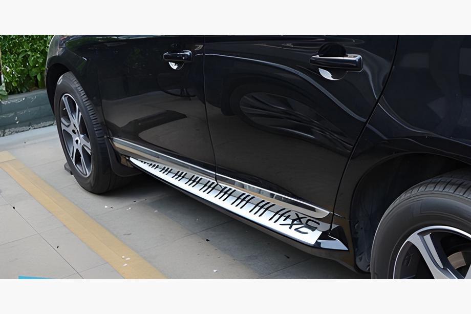 Volvo XC60 2009–2017 Originele side steps (2014-2017) Image