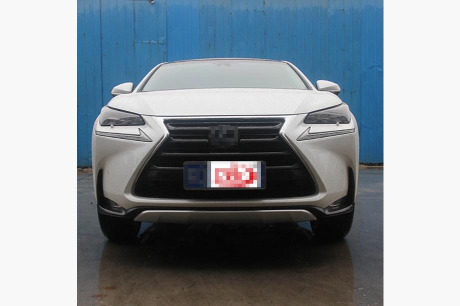 Lexus NX 2014–2021 Voor- en achterbumperlip (2-delige set) Foto 5