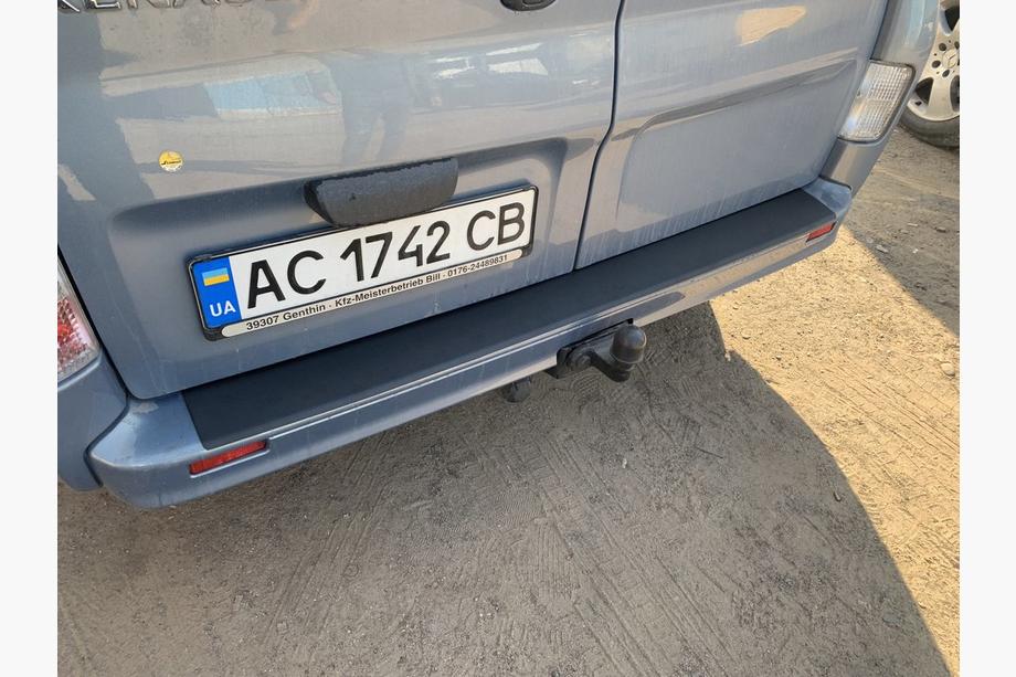 Opel Vivaro 2001–2015 Achterbumperbeschermer DDU (ABS) Foto 9