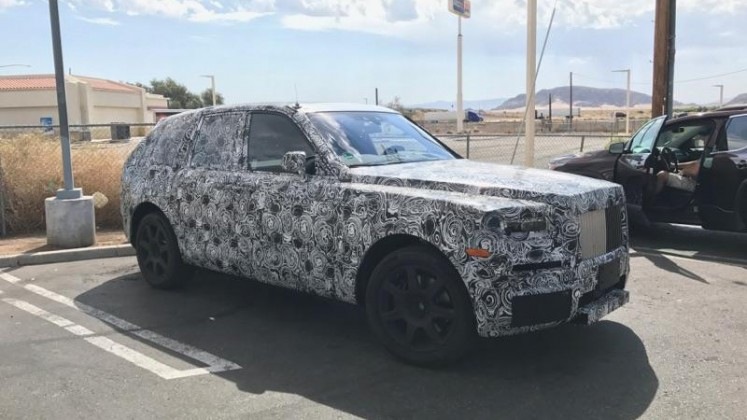 Rolls-Royce brengt een SUV op de markt