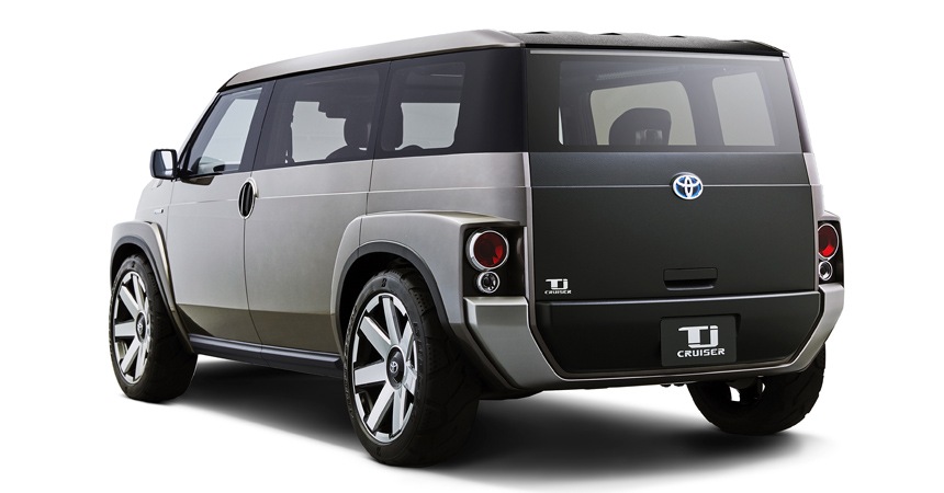 Toyota presenteert mix van SUV en bestelwagen