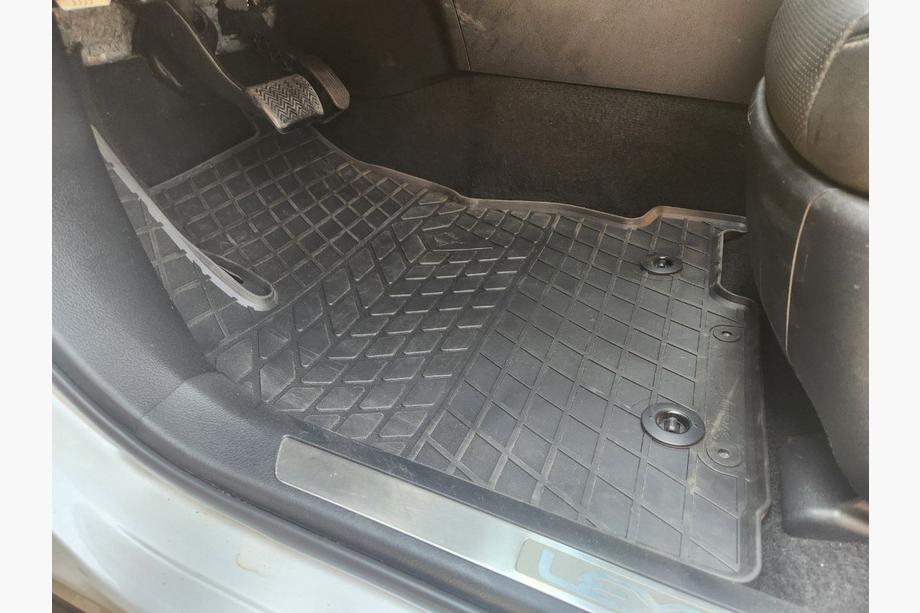 Lexus NX 2014–2021 Rubberen automatten (4-delig, Stingray Premium) Image