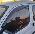 Peugeot Partner 1996–2008 Raamwindschermen (set van 2, Sunplex Sport) foto 5
