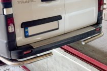 Renault Trafic 2015– Achterhoekstukken (2 st., RVS) foto 1