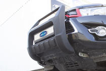 Ford Ranger 2011–2022 Frontbescherming Jaguar (RVS) foto 2