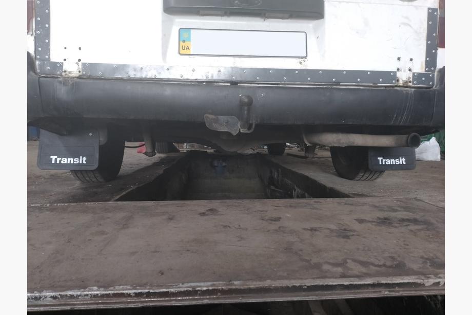 Ford Transit 1991–2000 Premium rechte spatlappen (2 stuks) Image