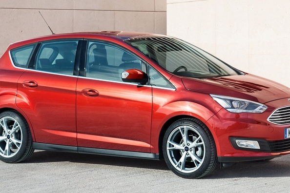 Review van de compacte vijfzits minivan Ford C-Max