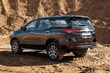 Review van de 7-zits SUV Toyota Fortuner foto 2