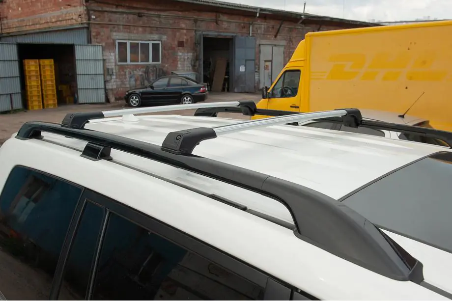 BMW 3 Serie E46 1998–2006 Flybar dwarsdragers voor dakrails, niet afsluitbaar (2 stuks) Image
