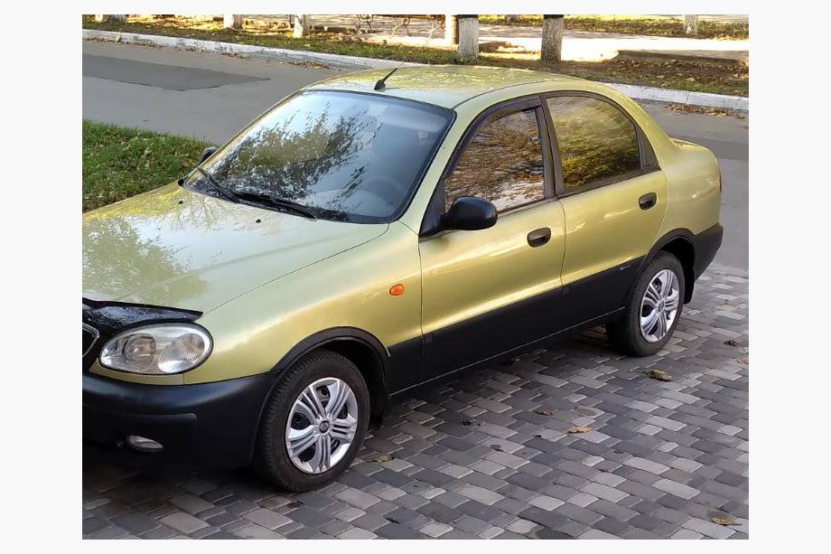 Chevrolet Lanos 1998–2017 Wielkastverbreders (set van 4, zwart) Foto 1