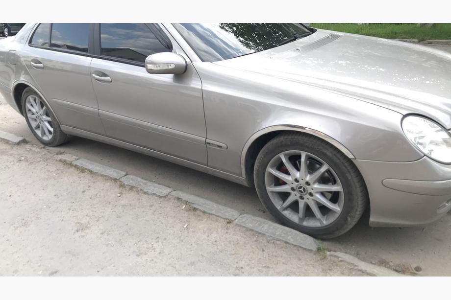 Mercedes E-class W211 2002–2009 RVS wielkastlijsten (set van 4 stuks) Foto 2