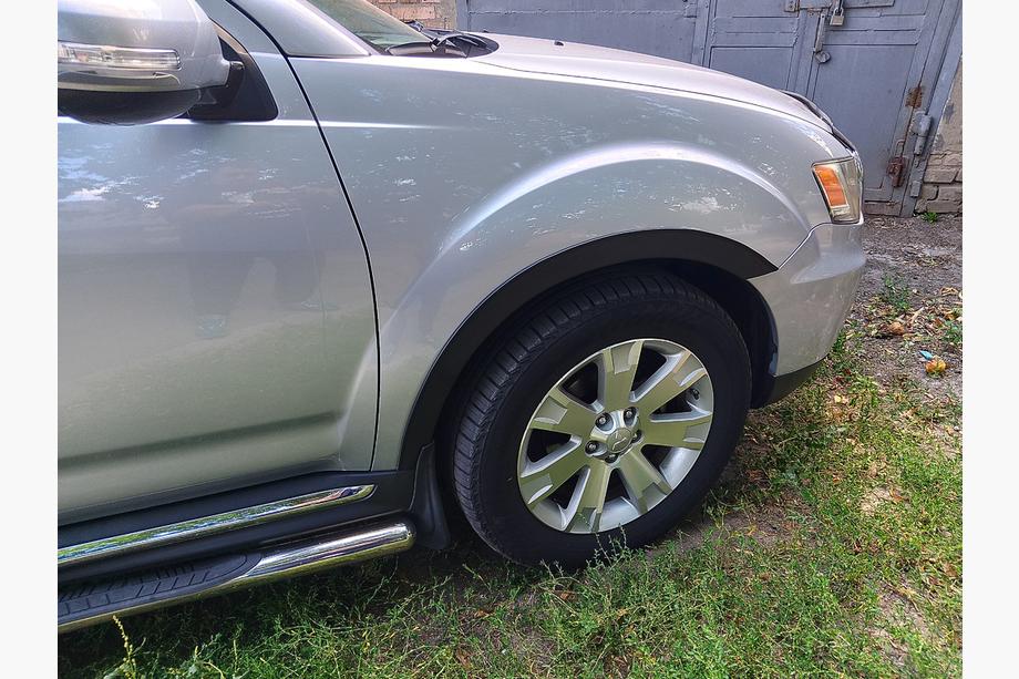 Mitsubishi Outlander 2006–2012 Wielkastverbreders (set van 4, zwart) Image