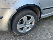 Skoda Superb 2001–2009 Wielkastverbreders (set van 4, zwart) Metaal foto 7