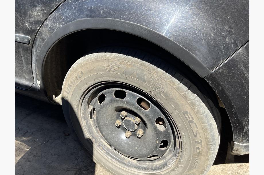 Volkswagen Golf 4 1997–2006 Wielkastverbreders (set van 4, zwart) Image