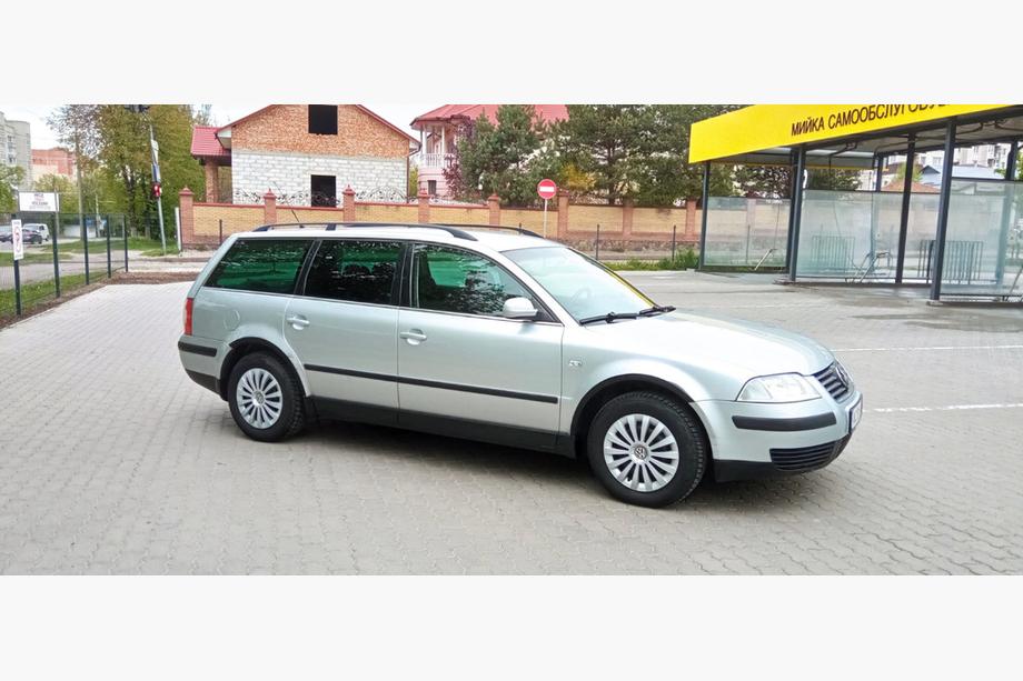Volkswagen Passat B5 1997–2005 Wielkastverbreders (set van 4, zwart) Foto 2