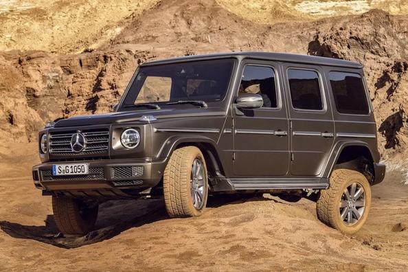 Review van de legendarische Mercedes-Benz G-Class SUV van de nieuwe generatie Foto 3