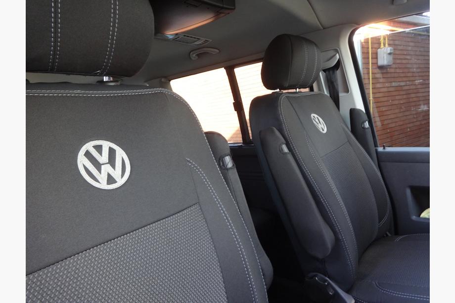 Volkswagen T5 2010–2015 Autostoelhoezen (kunstleer↗stof, Premium) Voorstoelen (2+1) Foto 9