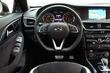 Review van de premium hatchback Infiniti Q30 foto 7