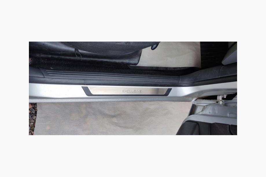 Ford Focus I 1998–2005 Flexill chrome instaplijsten (set van 4) Exclusive Image