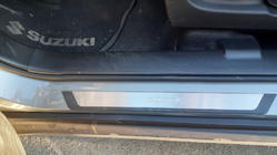 Suzuki SX4 2006–2013 Instaplijsten (set van 4) foto 1