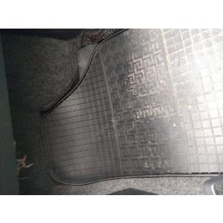 Rubberen vloermattenset (4 stuks, Polytep) Seat Cordoba 2000–2009 foto 2