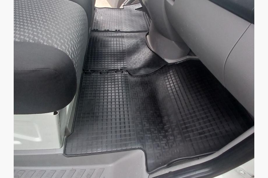 Volkswagen Crafter 2006–2016 Rubberen automatten (3 stuks, Polytep) Foto 4