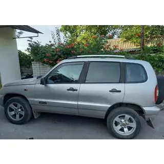 Chroom dakrails Chevrolet Niva 1998–2020 foto 2