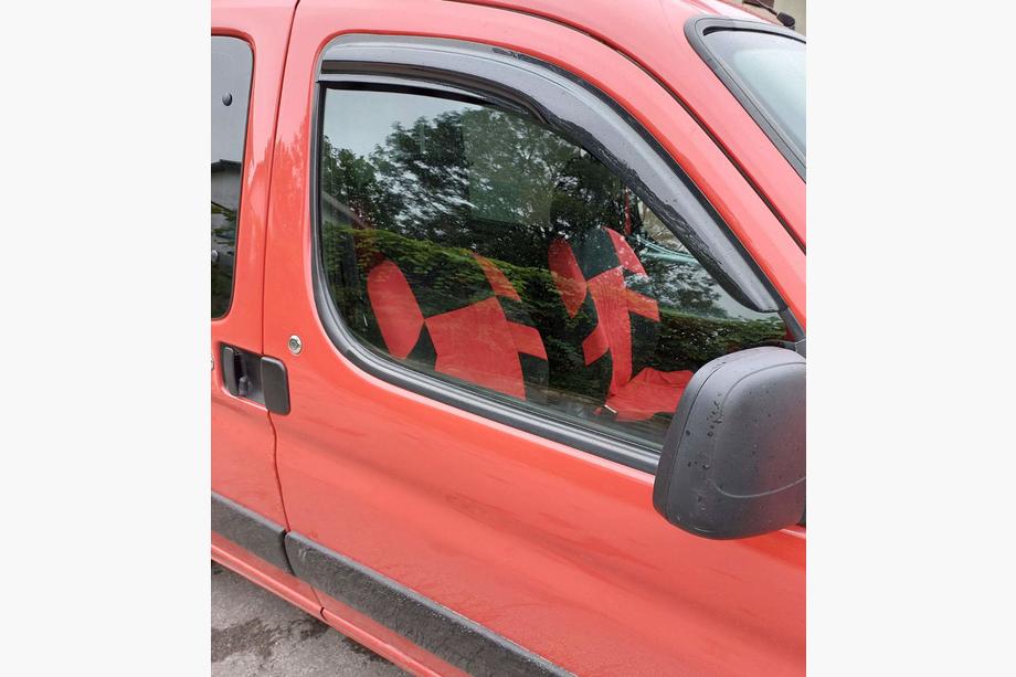 Renault Kangoo 1998–2008 Winddeflectoren 8 cm (2 stuks, DDU) Image