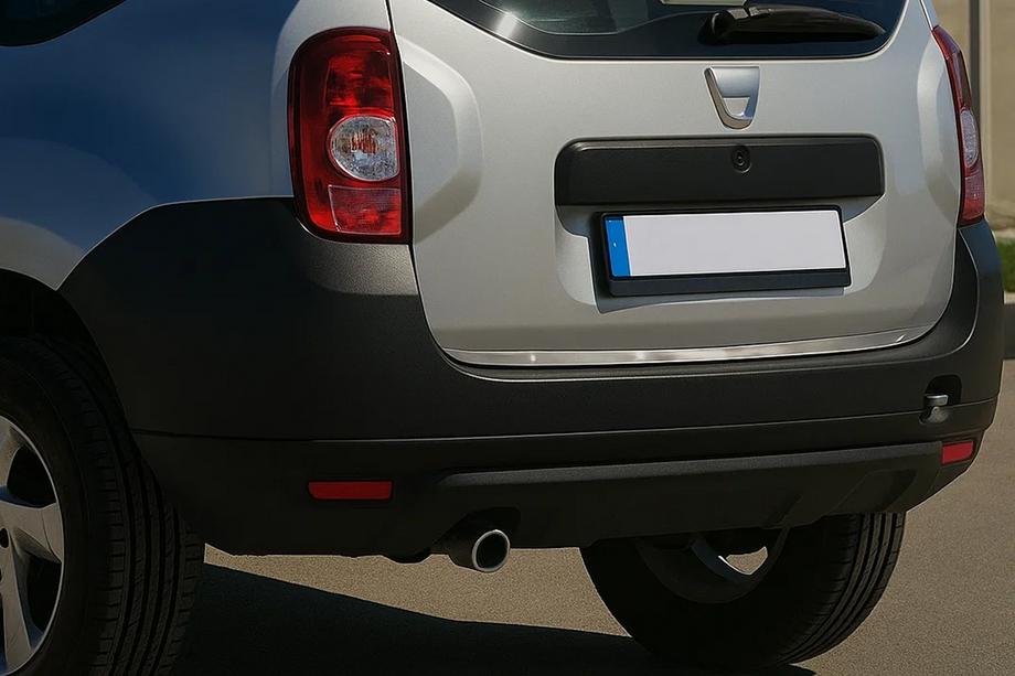 Dacia Duster 2008–2018 RVS kofferbakrand Image