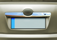 Toyota Camry 2006–2011 RVS sierstrip boven het kenteken foto 1