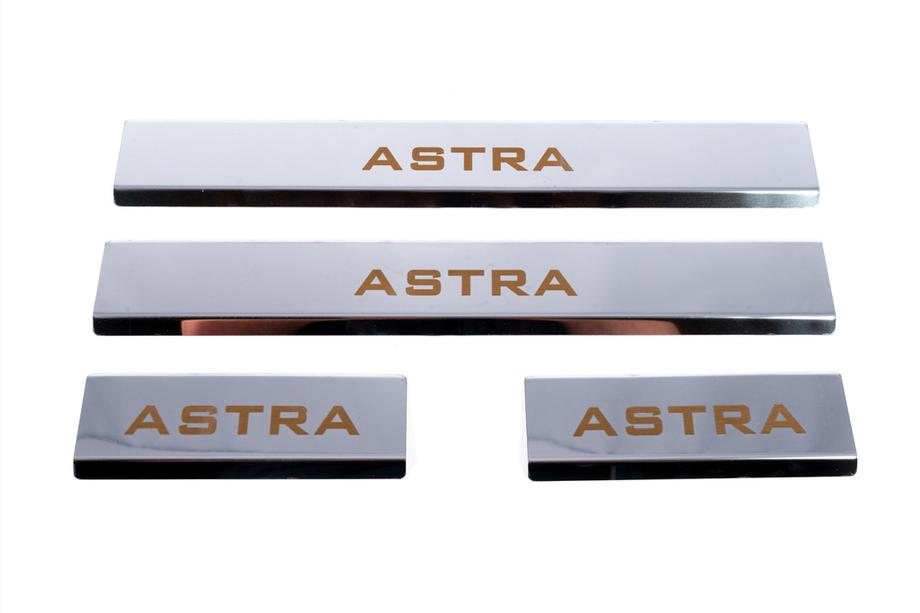 Opel Astra J 2009–2015 Carmos V1 RVS instaplijsten (set 4 stuks) Foto 2