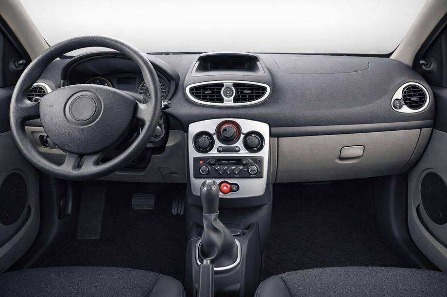 Renault Clio III 2005–2012 Dashboardpanelen 2008-2012 Titanium Image