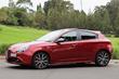Review van de vijfdeurs hatchback Alfa Romeo Giulietta foto 3