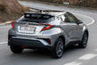 Compacte Toyota C-HR stads-crossover foto 4