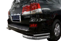 Lexus LX570/450d 2008–2022 Dubbele achterhoekstukken (RVS) foto 1