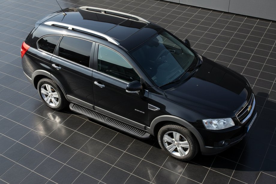 Chevrolet Captiva 2006–2019 Tayga Black zijtreden (set van 2, aluminium) Image
