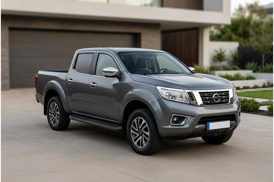 Nissan Navara/NP300 2016– Side steps Tayga Black (2 stuks, aluminium) Image