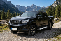 Nissan Navara/NP300 2016– Zijsteps Allmond Grey (2 stuks, aluminium) foto 1