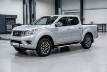 Nissan Navara/NP300 2016– Fullmond side steps (set van 2, aluminium) foto 1