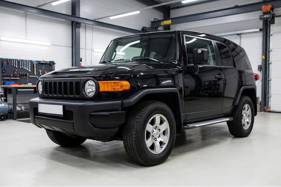 Toyota FJ Cruiser 2006–2022 Side steps Line (2 st., aluminium) Image