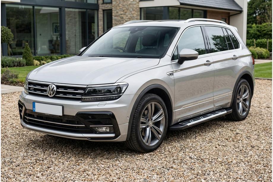 Volkswagen Tiguan 2016–2023 Sunrise side steps (2 stuks, aluminium) Image
