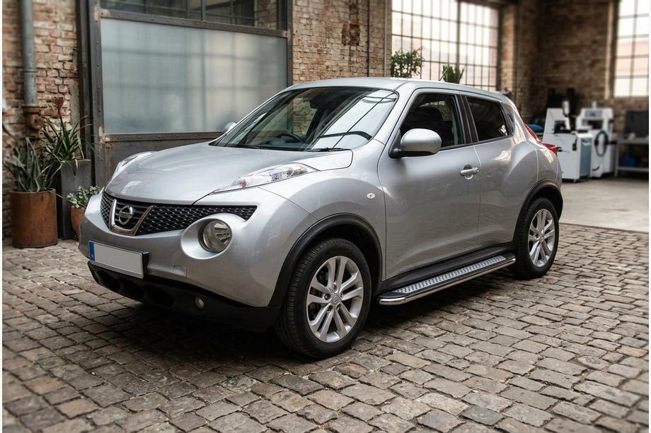 Nissan Juke 2010–2019 Zijtreden Maydos V2 (2 st., aluminium/RVS) Image